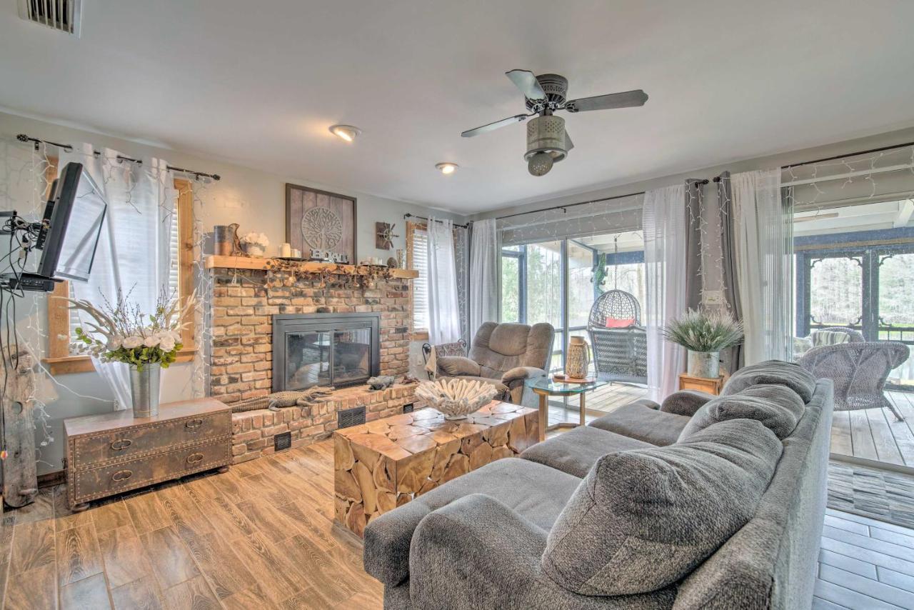 Unplugged Withlacoochee Riverfront Retreat! Bushnell Exteriér fotografie